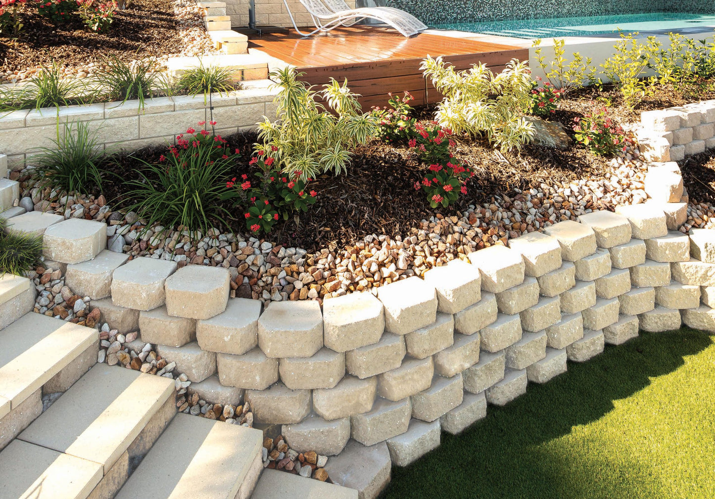 Gardenwall Standard Retaining Wall Blocks 295x203x125mm (Beach)