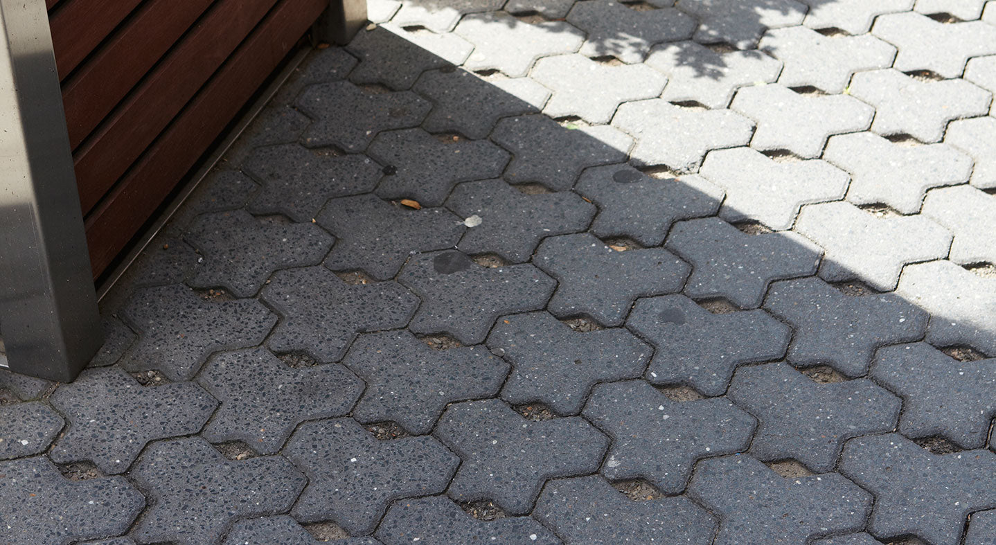 Ecotrihex 80 Pavers 181x89x80mm (Natural Grey)