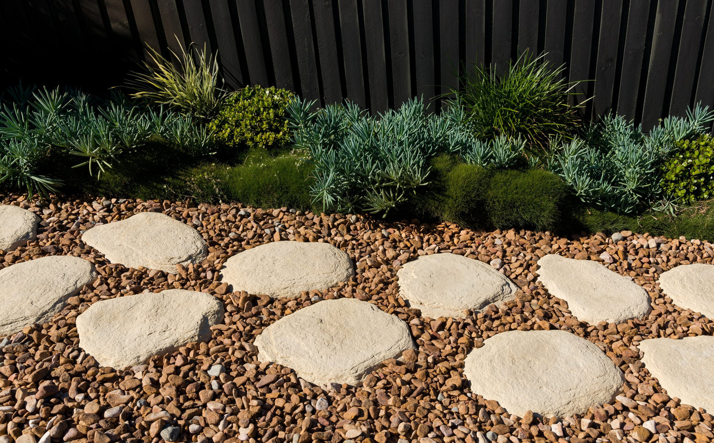 Alpine Stepping Stone Pavers 480x40mm (Sand)