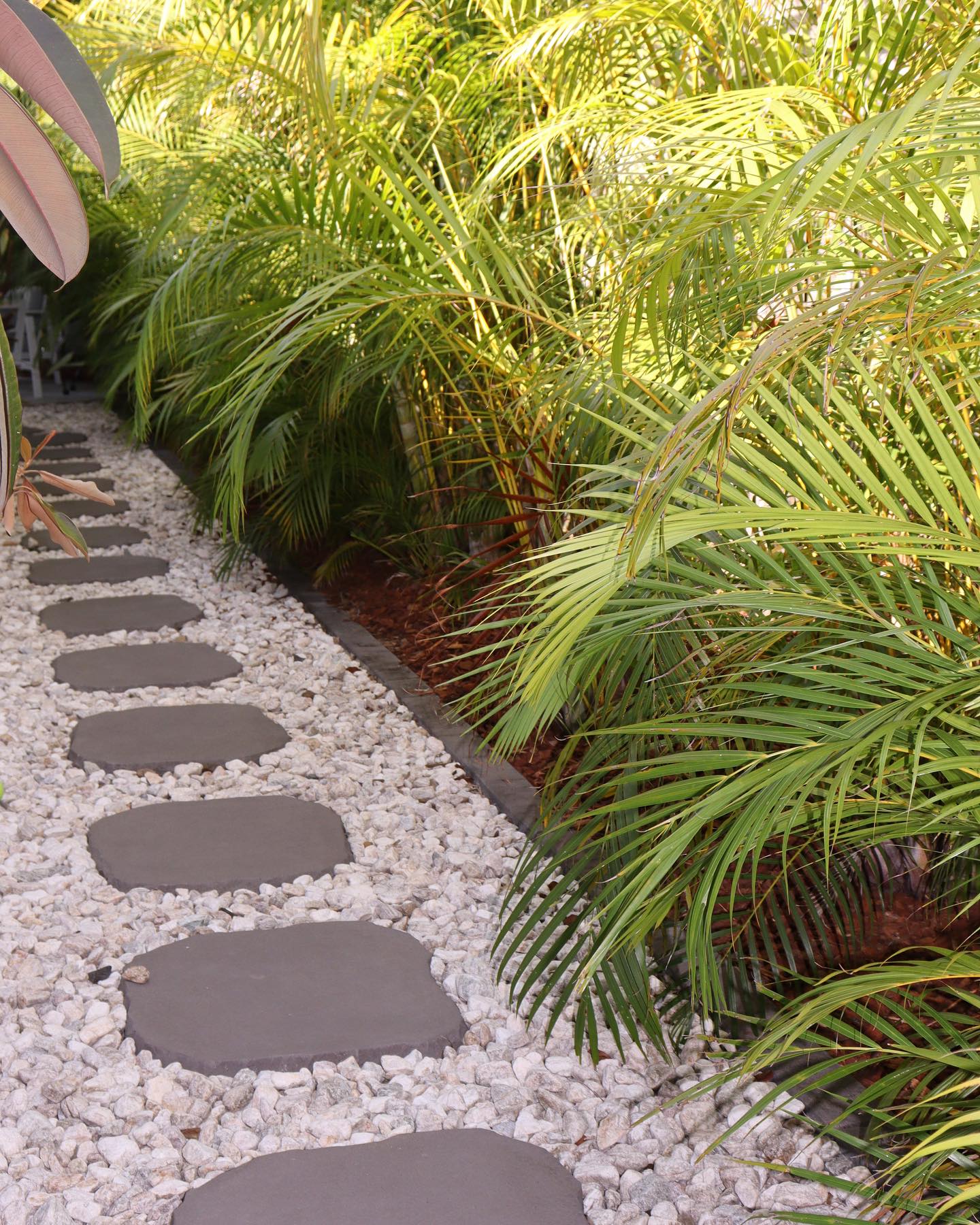 Babylon Stepping Stone Pavers 500x500x40mm (Charcoal)