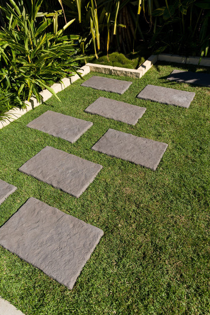 Bushstone Pavers 700x410x40mm (Charcoal)