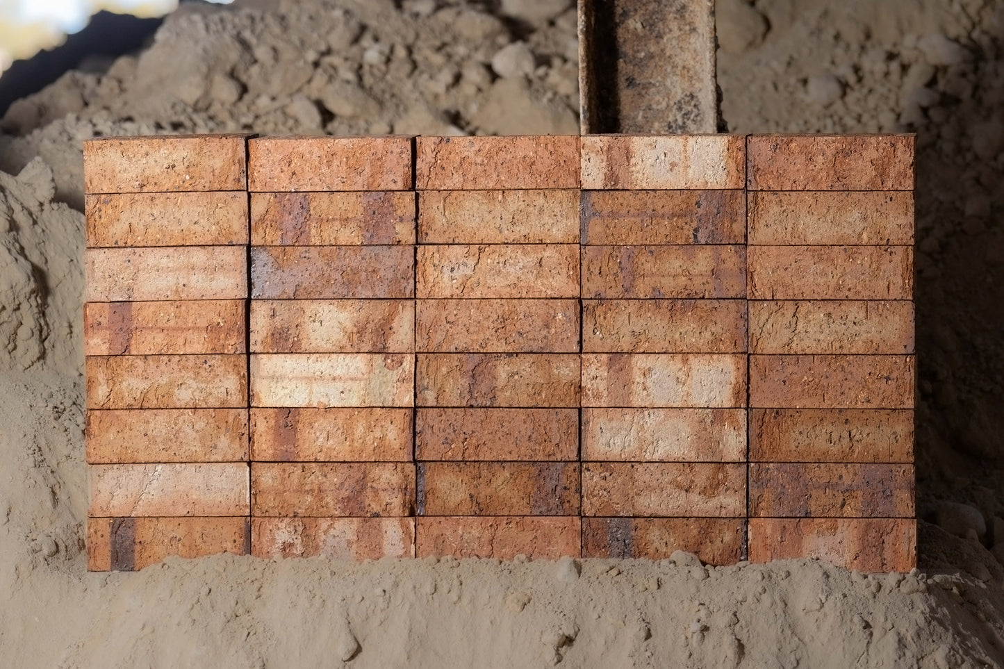 Flinders Bricks 230x110x76mm