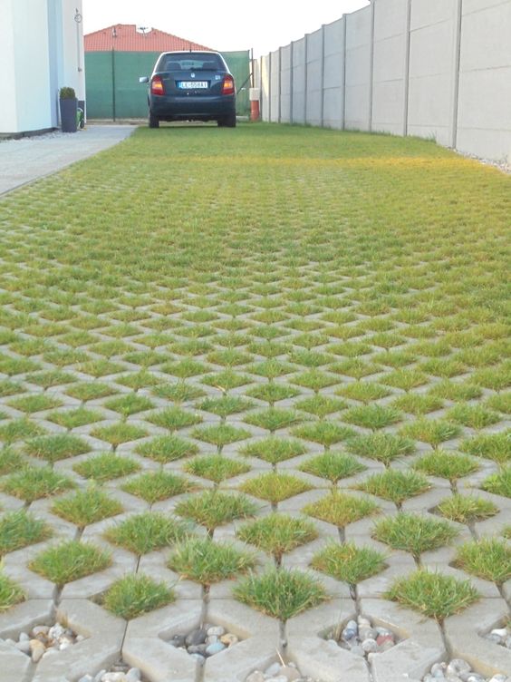 Gridpave Pavers 390x390x90mm (Natural Grey)