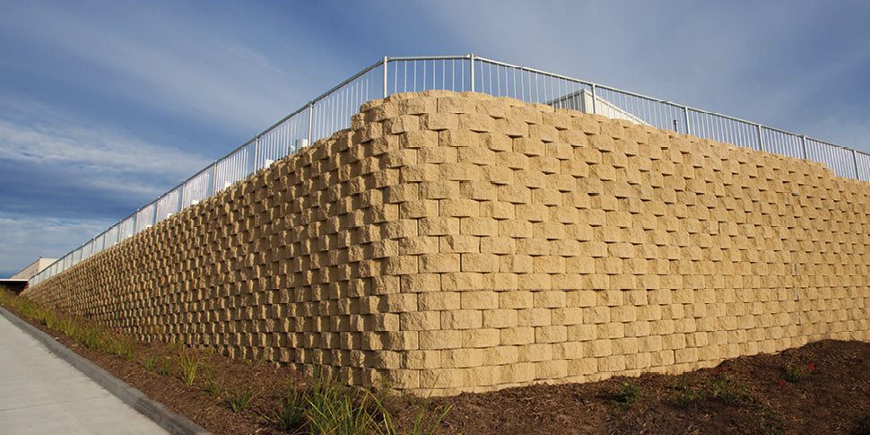 Keystone 133 Elite Corner Retaining Wall Blocks 450x145x200mm (Parchment)