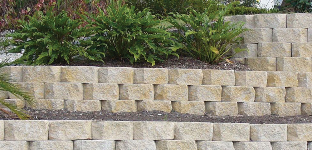 Gardenwall Standard Retaining Wall Blocks 295x203x125mm (Light Sands)