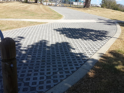 Gridpave Pavers 390x390x90mm (Natural Grey)