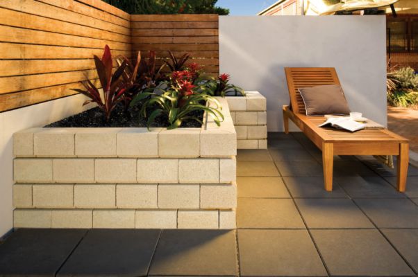Linearwall Retaining Wall Blocks 300x200x150mm (Beach)