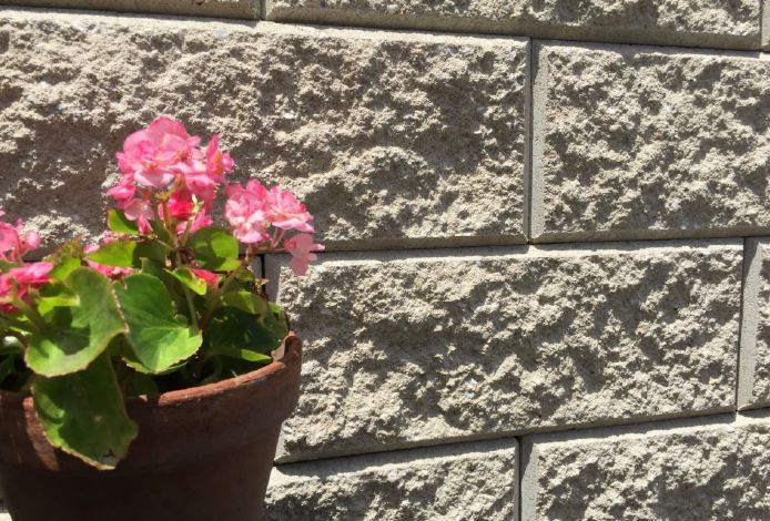 Modernstone Retaining Wall Corner Block 440x220x165mm (Beach)