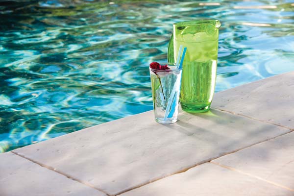 Aspenstone Pavers 600x400x40mm (Vanilla)